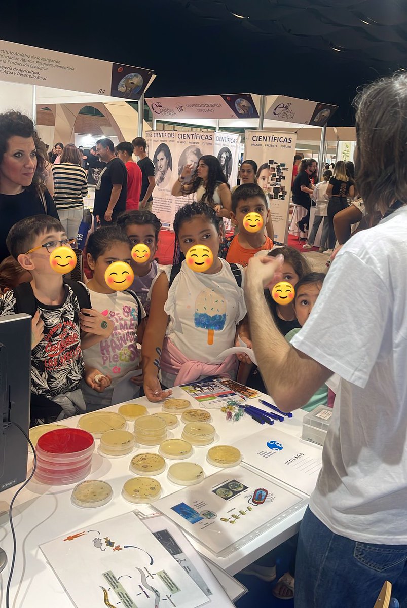 Empieza la #22Feriaciencia, en el stand 8️⃣5️⃣ podéis conocer varias líneas de investigación del #CABD! Gracias al apoyo de @otriupo & @pablodeolavide y todo el personal del #CABD que se ha implicado en acercar su trabajo a toda la sociedad! #cabdivulgacion