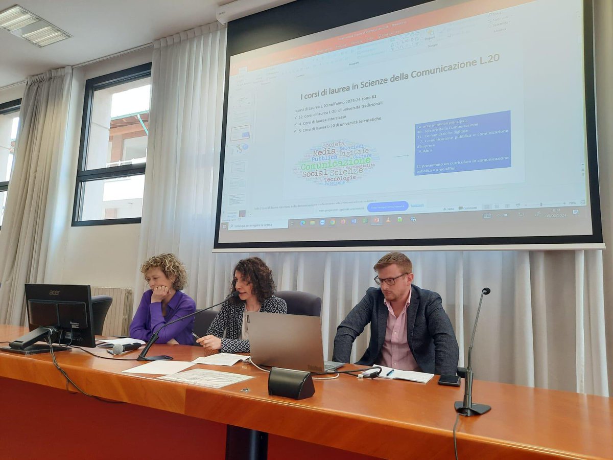 Paolo Brescia (@paolo_brescia_) on Twitter photo Ad <a href="/UNI_FIRENZE/">UniversitĂ di Firenze</a> per festeggiare i 30 dei corsi in #comunicazionepubblica nel contesto nazionale #sdc #scienzedella comunicazione e fornire uno sguardo d'insieme sulle nuove sfide che attendono questo settore dentro e fuori l'accademia.
<a href="/LuciaDambrosi/">Lucia D'Ambrosi</a> Ad <a href="/UNI_FIRENZE/">UniversitĂ di Firenze</a> per festeggiare i 30 dei corsi in #comunicazionepubblica nel contesto nazionale #sdc #scienzedella comunicazione e fornire uno sguardo d'insieme sulle nuove sfide che attendono questo settore dentro e fuori l'accademia.
<a href="/LuciaDambrosi/">Lucia D'Ambrosi</a>