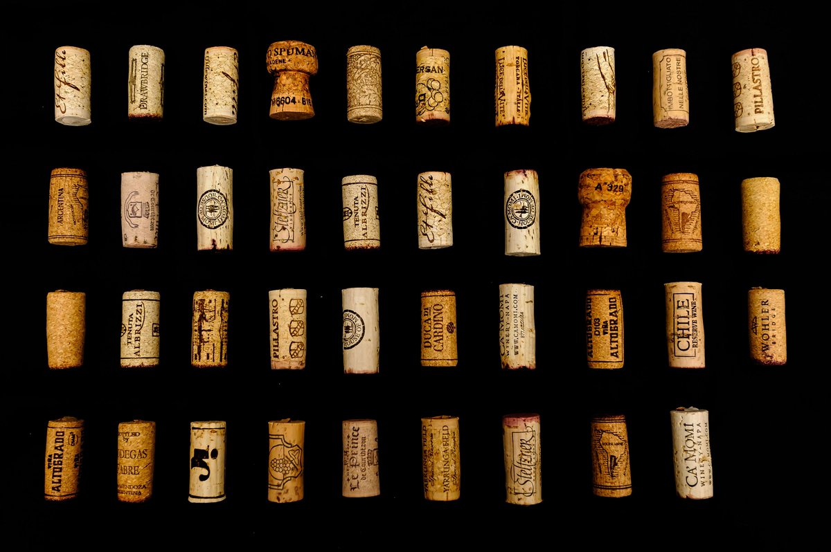 arnolanglade's tweet image. 🧐 How to store domain objects without coupling the domain to the storage system?

The link to the article 🧵 👇 [1/4]

🖼️Picture: unsplash.com/@ningshi

#RepositoryPattern #DDD #TacticalPattern #Repository