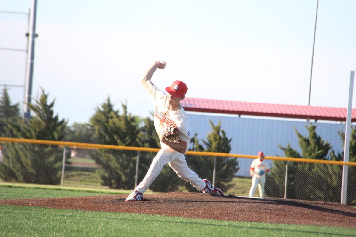 Despite losing 8 seniors from a state championship team a season ago, @BullPupBaseball will host regionals for a 4th consecutive season after sweeping Andale 7-4 and 8-0 on Tuesday to finish 19-7 in the regular season. Story: mcphersonsentinel.com/bullpups-to-ho… #KSPreps @MHSBullpups