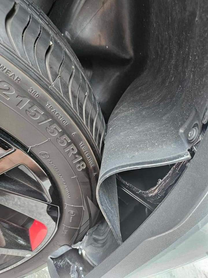 Rekang bothong le skare re le jela mona... Mara this (Sk) Omoda vehicle... Is not make sure for me...