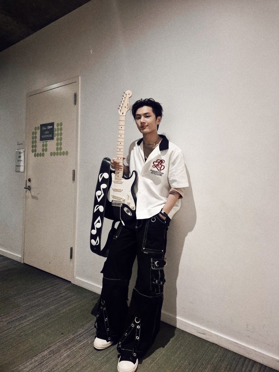 jay film tweet media