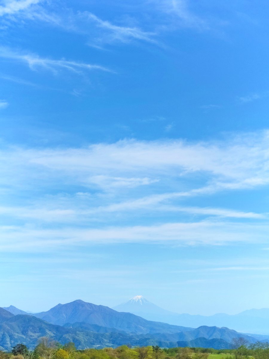 富士山を眺めて。

#写真　#photography　#photo 
#写真好きな人と繋がりたい
#写真撮ってる人と繋がりたい 
#キリトリセカイ