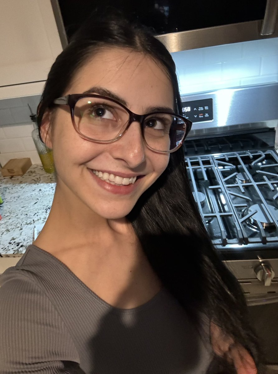 KAITLYN K 🇬🇷 tweet media