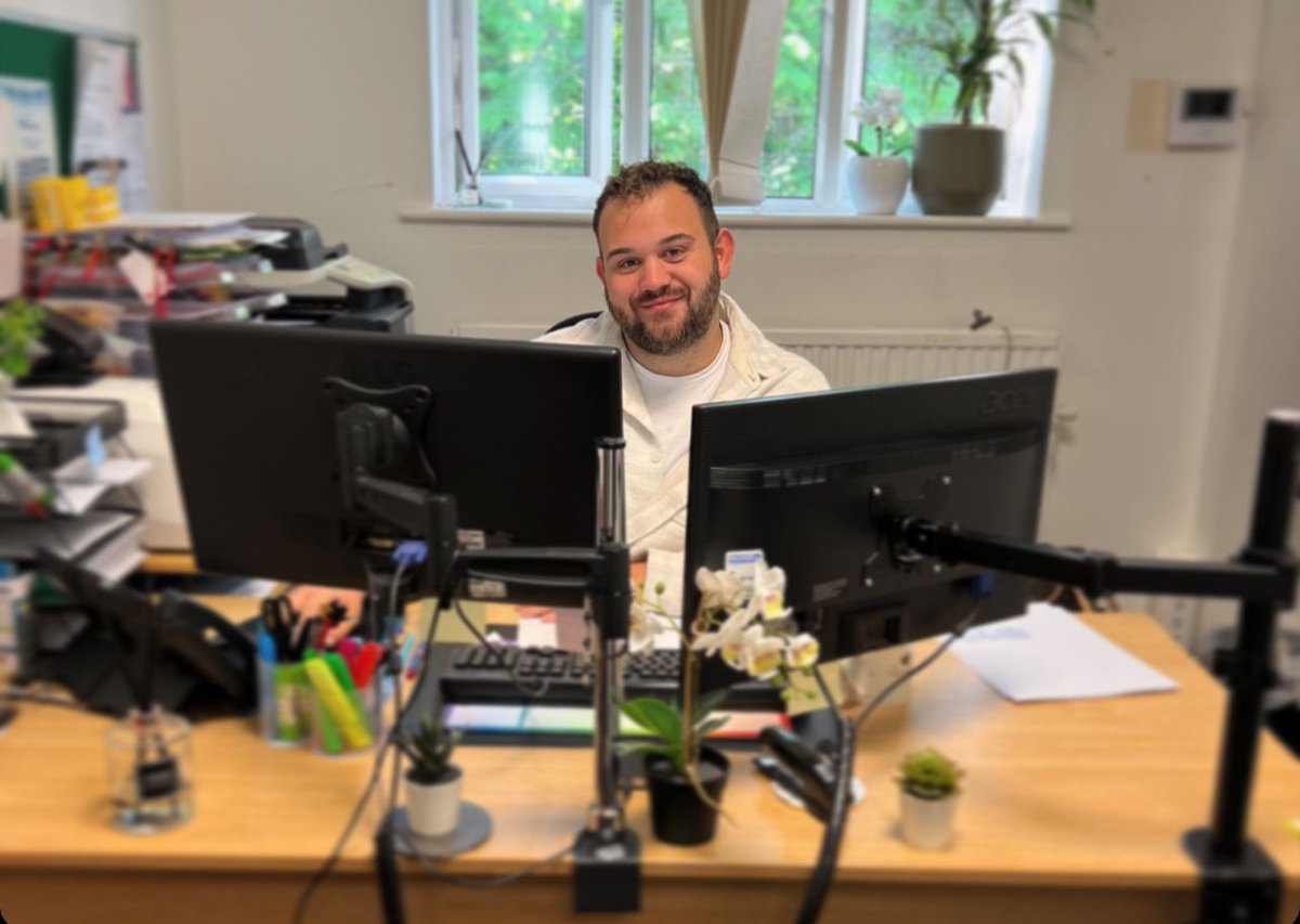 OCOConnect's tweet photo. Today, on International Receptionists Day, let's extend our heartfelt gratitude to Joe King, the vibrant soul of our workplace at OCO. Joe's unwavering smile and boundless enthusiasm infuse our environment with warmth and positivity, uplifting everyone around him. His tireless1/2 https://t.co/yG5FLNljk3