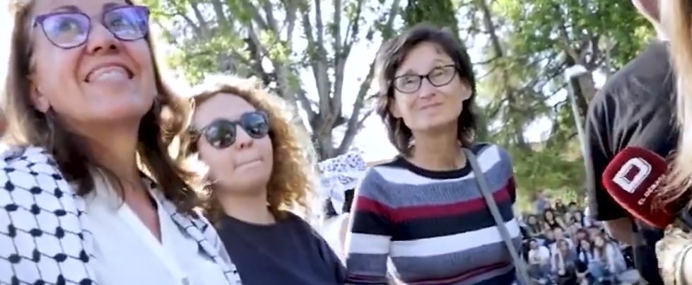 Lobbies izquierdistas usando alumnos de <a href="/unicomplutense/">Complutense</a> expulsan con burlas e insultos a periodistas del medio señalado por Pedro Sánchez <a href="/eldebate_com/">El Debate</a> agraviando sus derechos de prensa: 
art. 20 CE, art.19 DUDH, art. 10 ECHR, art. 19 PIDCP

¿En nuestra UV también <a href="/mavi_mestre/">Mavi Mestre</a> ?