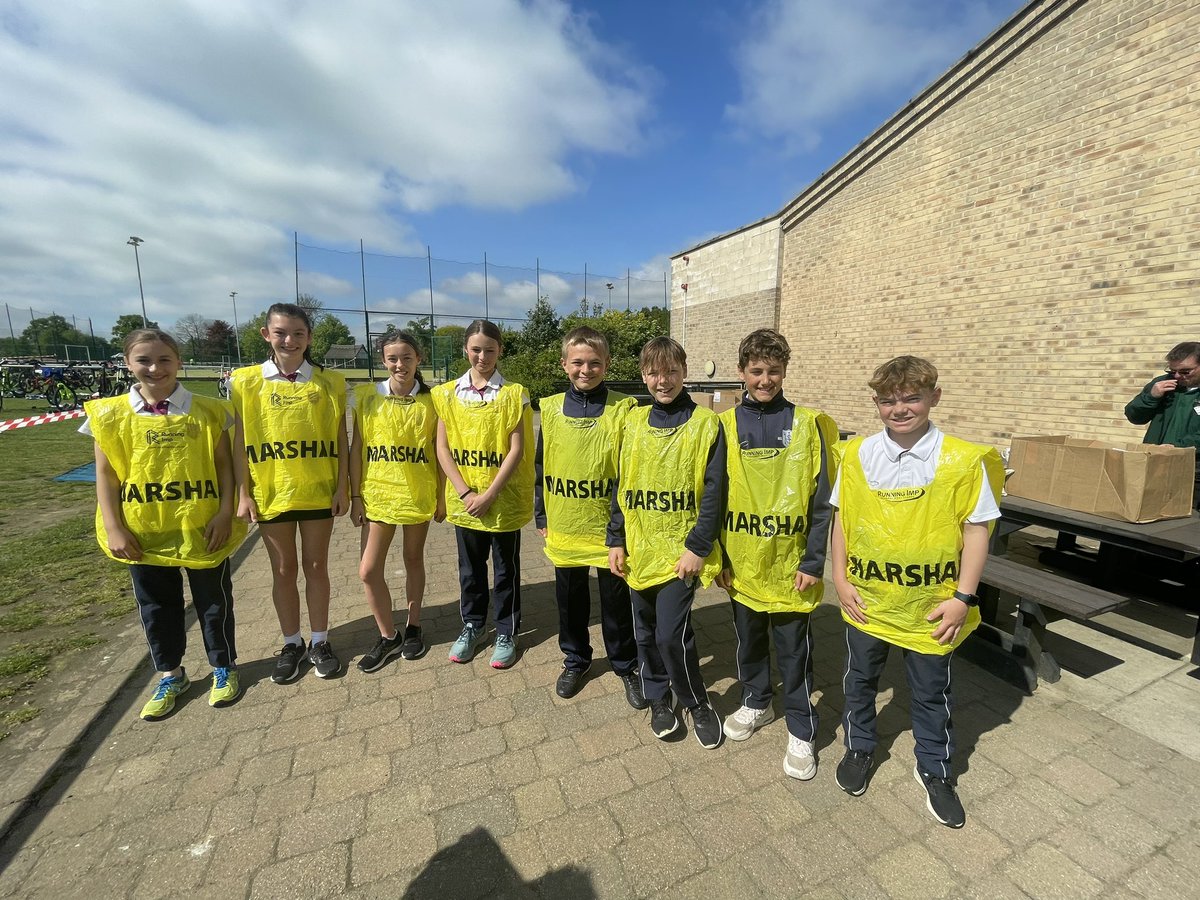 Thank you to all our Sports Scholars who have given up their morning to marshal at the @ISAsportUK Triathlon. @IpswichHigh