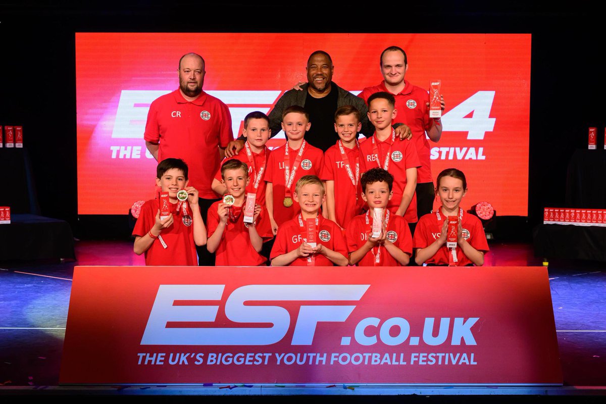 Teamgrassroots_'s tweet photo. #EndOfSeasonShoutout to Leaside Colts U10s who played at their first @ESF_Football Festival at Bognor Regis. Played brilliant and were awarded ESF 2024 U10 Fair Play Winners. Coach Craig & Assistant Andrew as well as all the parents are extremely proud of them.❤️

#GrassrootsFootball #TeamGrassroots #GRF