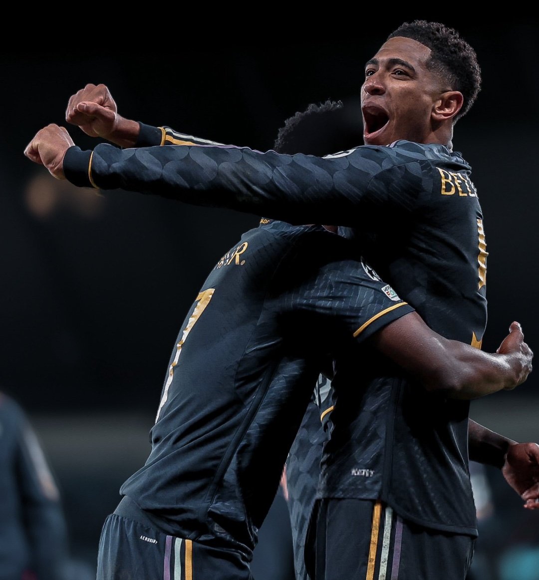 (fan) Danik tweet media