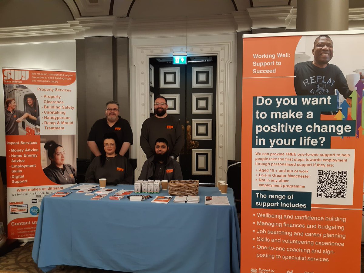 The team are at the Employment and Skills Discovery Day @AlbertHallsBTN  10-3pm - pop down, there's lots on offer: 

Employment & Skills providers
@AskBoltonDES
Community & Voluntary Sector
@JCPinManchester 
UKSPF Community Grant providers
Enterprise & starting a business Info