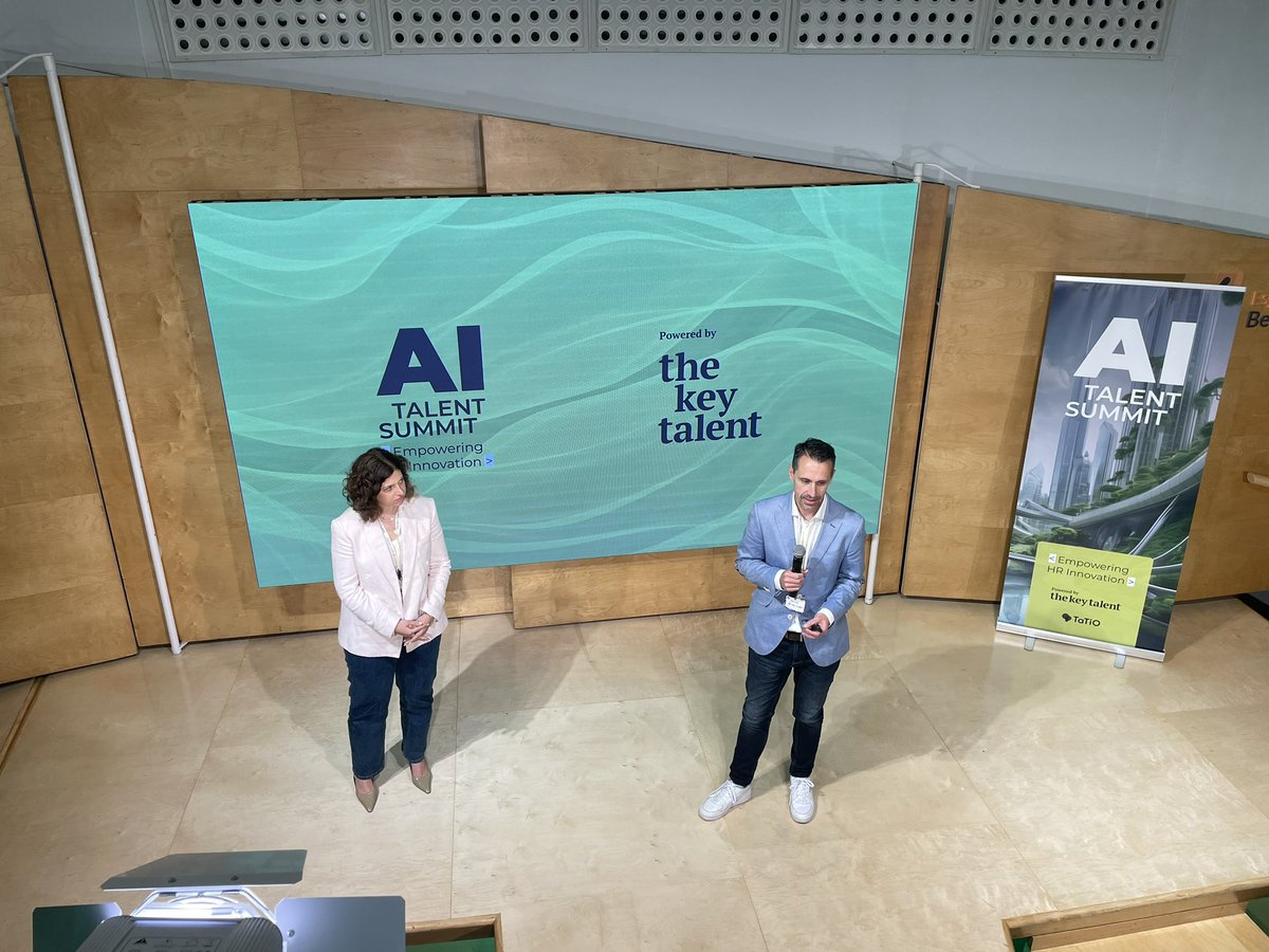 Siglos de innovación y los reclutadores todavía están enviando señales de humo. Es hora de preguntar: ¿No existe una manera más adecuada de aprovechar la tecnología actual para el proceso de reclutamiento? <a href="/Maya_HuberHR/">Maya Huber, PhD</a> #AITalentSummit