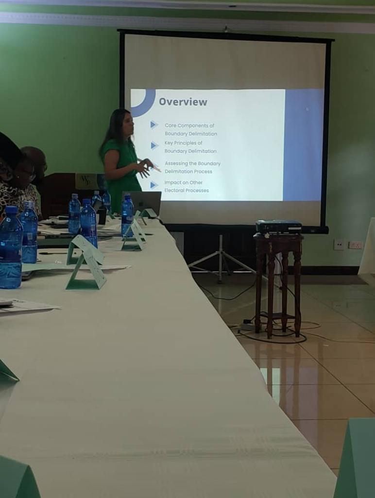 CHRRMalawi's tweet photo. @CHRRMalawi is participating in a two day training workshop on Malawi Stakeholders Reference Group on Boundary Delimitation and Voter Registration. The training has been organised by the National Democratic Institute #NDI to build capacity of stakeholders #2025TripartiteElections https://t.co/qlEVmVwqMl