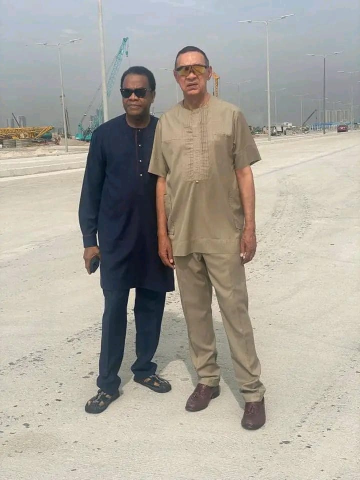 AASGaMagazine's tweet image. Visiting the Lagos-Calabar coastal road construction site with the fmr. gov. of Cross River State, H.E Donald Duke. The project is truly magnificent. Upon completion, it will undoubtedly be recognized as one of the greatest infrastructure wonders of our time. Sen Ben Murray-Bruce