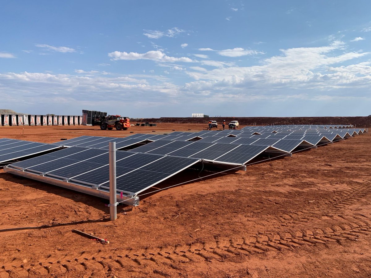 Aggreko has completed construction & commissioning of a 4.4 MW solar farm using 5B Maverick PV panels, as well as two Y.Cube battery energy storage systems, to supply renewable power to Northern Star’s Porphyry gold mine | tinyurl.com/y92vj67a @Aggreko #minepower #NorthernStar