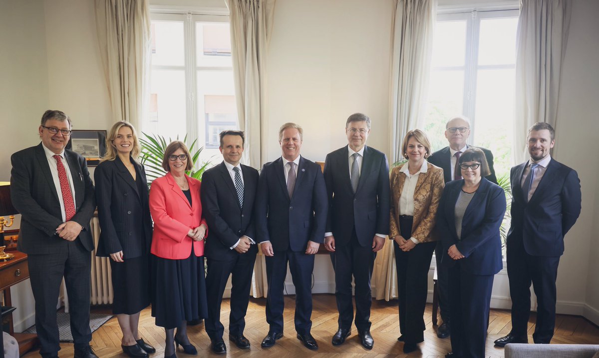 What a pleasure to have hosted EVP @VDombrovskis and NZL Minister of Trade @toddmcclaymp at the #EU Residence in the margins of @OECD #MCM2024 #multilateralismatters #FreeTrade @EUatOECD_UNESCO @eu_eeas @EU_Commission @CBilkeyNZ