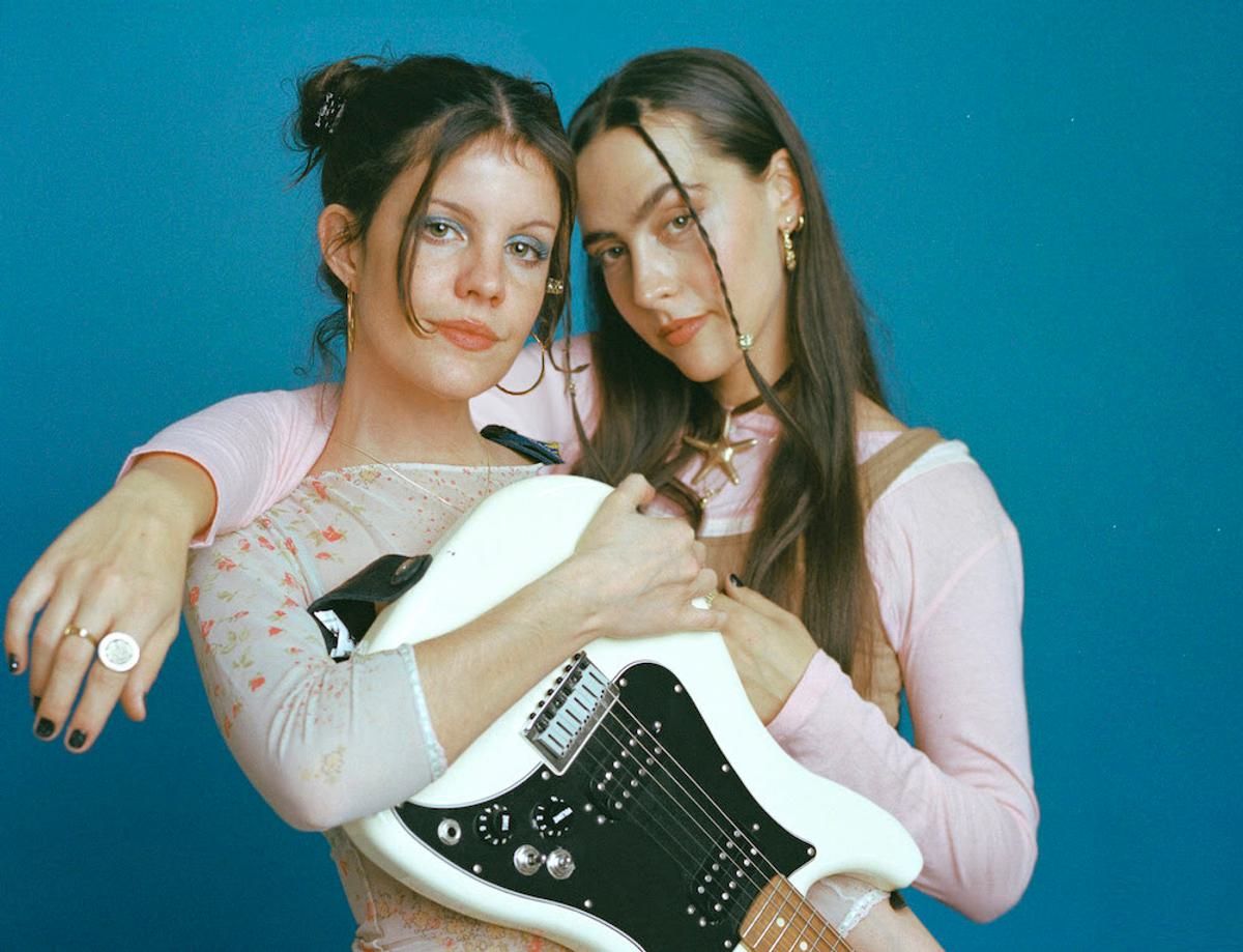 Beck and Grian Chatten to feature on Hinds' (@hindsband) newly announced fourth studio album, VIVA HINDS buff.ly/3WyxFF4