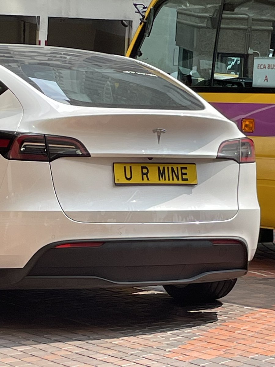 This one had me thinking of Jason Mraz “I’m yours” 🎶 🎸 
#hknumberplates @HKnumberplates