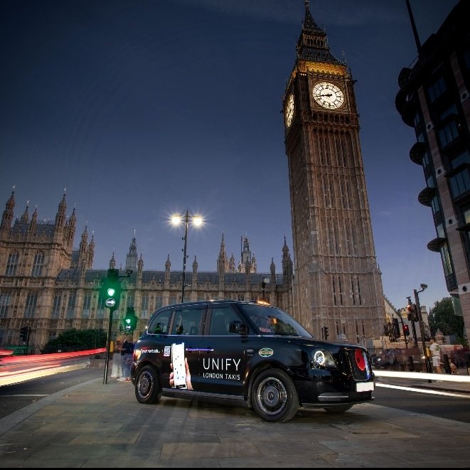 Always use a #London #Taxi 
Meter regulated by TFL 

Up to 5/6 passengers can travel on one metered fare 

#Iconic #VisitLondon #SimplyTheBest
#Westend #SquareMile #LoveLondon