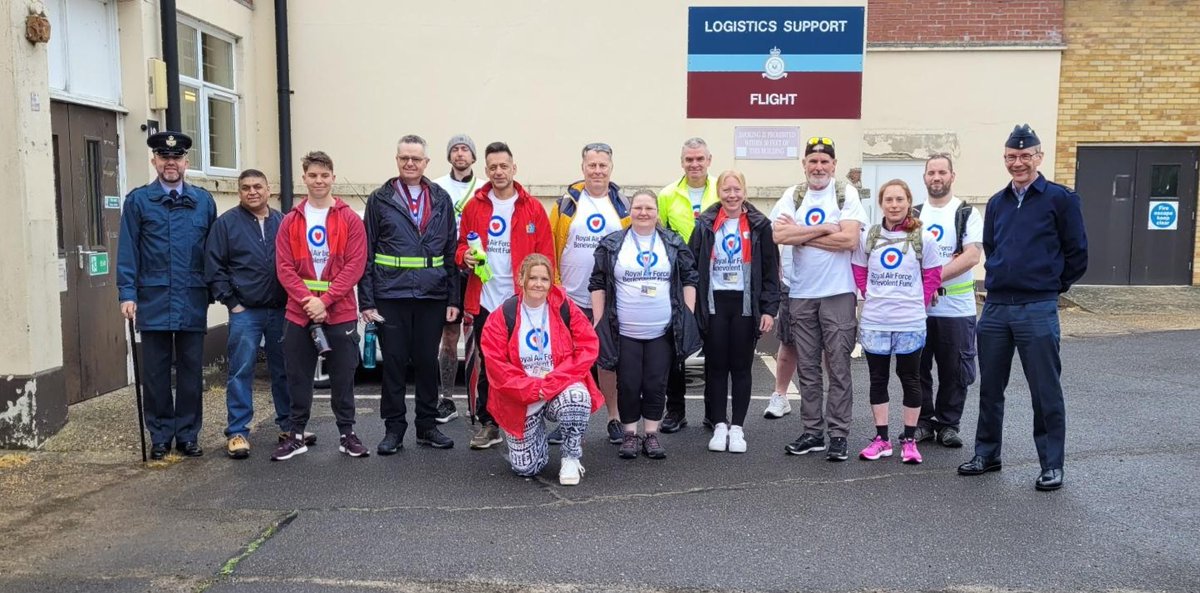 On 3 May, RAF Honington civil servants took part in a 33-mile walk in memory of RAF serviceman, to raise money for the RAF Benevolent Fund. “He was genuine and I feel honoured to have known him. I wanted this event to be a celebration of Si’s life.” ➡️ brnw.ch/21wJzCz