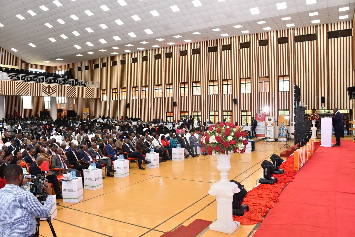 EngineersBoard's tweet photo. He encouraged Engineer's globally to adopt and learn from Engineering institutions in east Africa who are currently in the process of implementing the East African mutual recognition (MRA).
#EPC2024
#ReflectRespondReset
#EngineeringaAt60
@erb_tz @RwandaEngineers @ERBUganda https://t.co/9aPVoUajhP