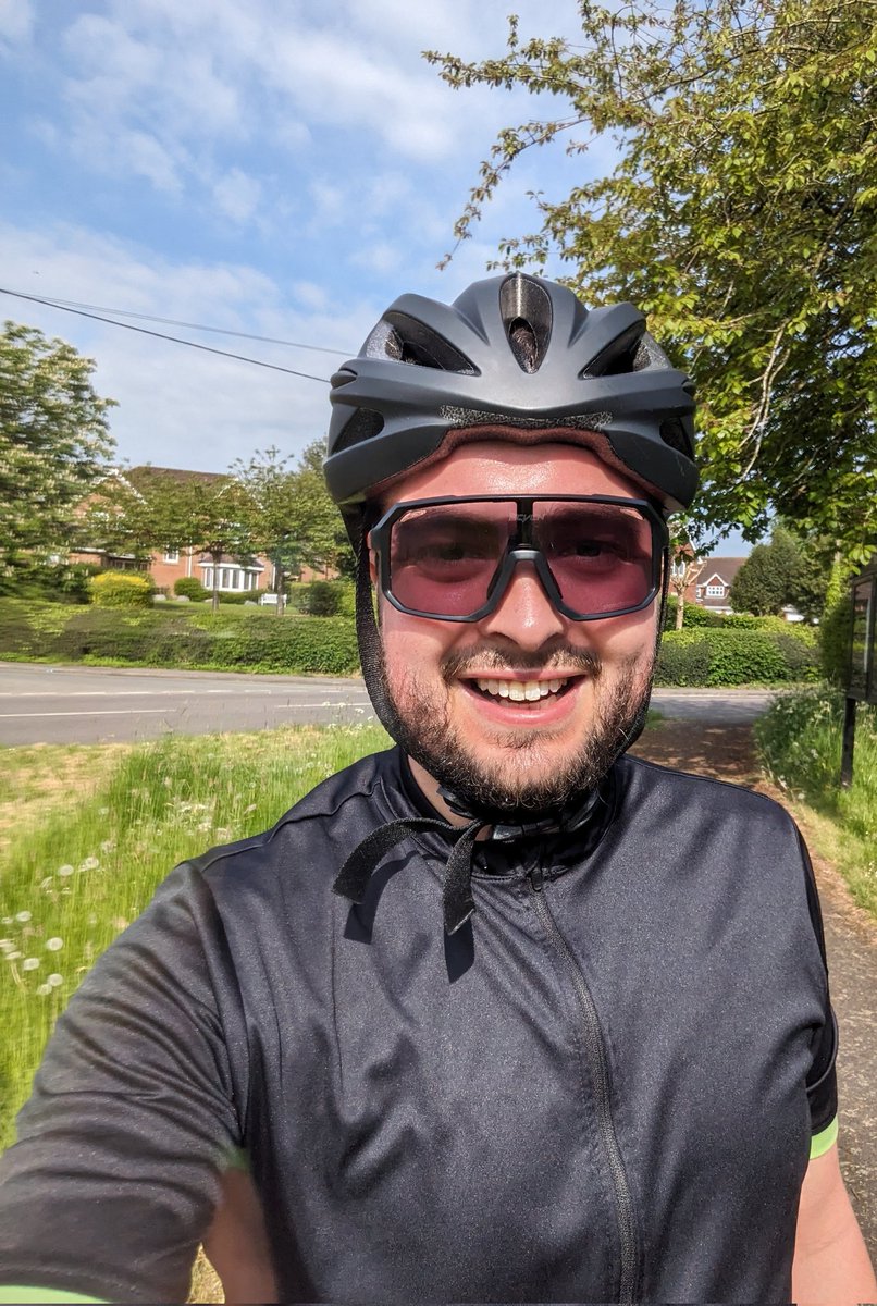 Nice morning out on the bike. Trying to regain some endurance.
On to uni work with a side of crypto, as is the norm. ha.
 #touchinggrass #roadcycling #cycling