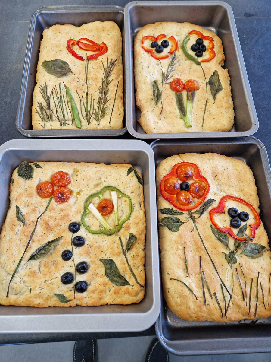 Yr 8 Garden Focaccia.  They were fabulous 👌 <a href="/SpringwestA/">Springwest Academy 💙</a> <a href="/ACOBearman/">Ms Bearman</a>