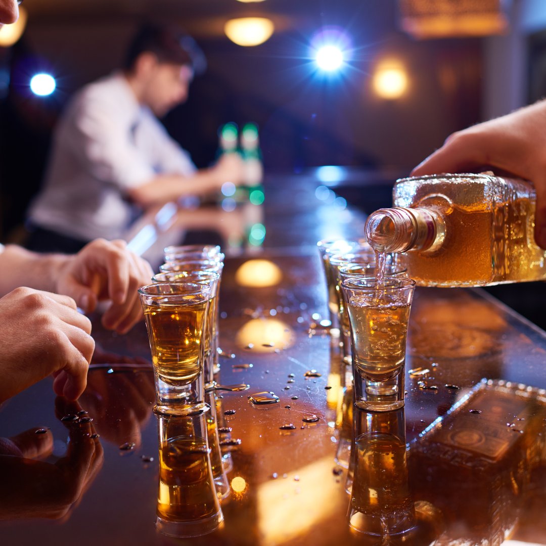 AllenatoreSalut's tweet photo. In Europa oltre il 57% degli adolescenti consuma alcol e l'abuso è in costante crescita. Leggi l'articolo:  https://t.co/NhTYlGaBjz https://t.co/weqvbgRGOB