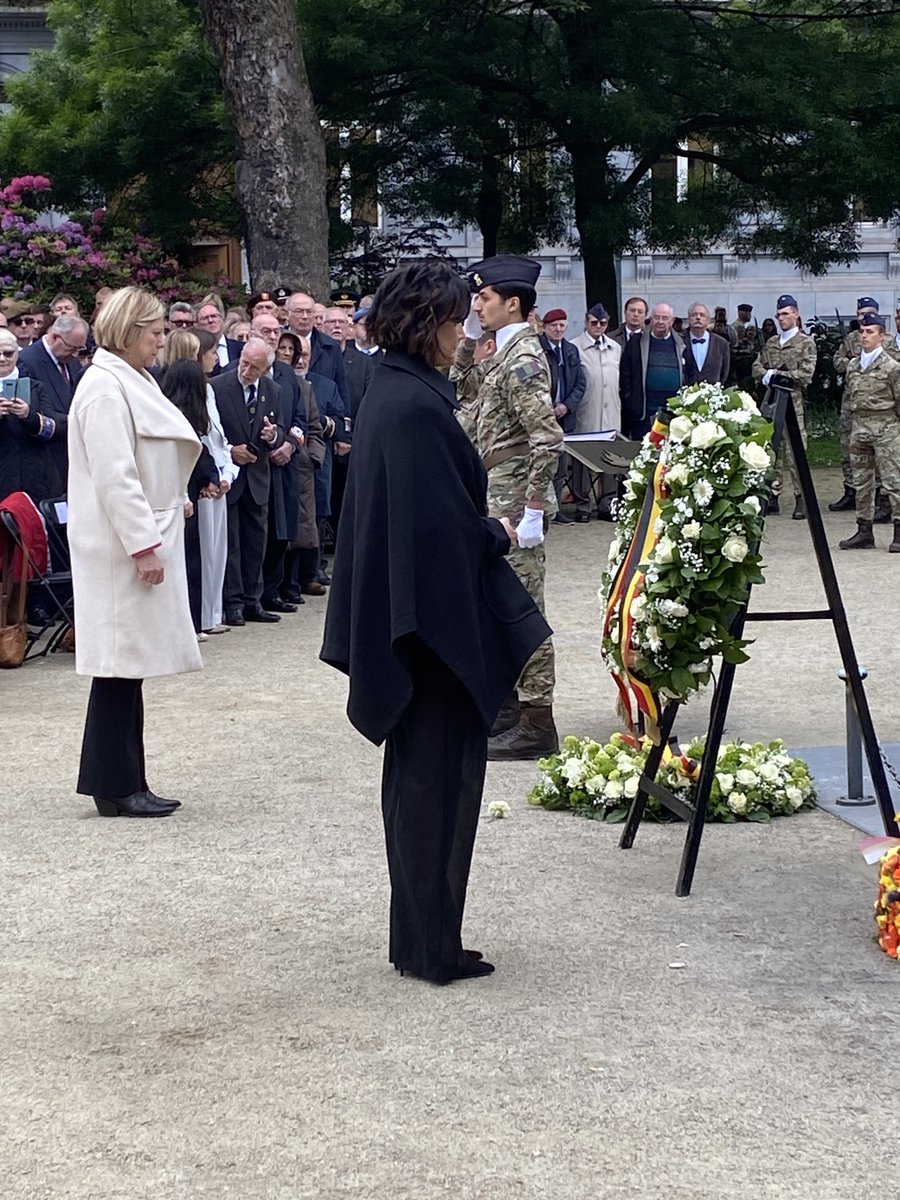 A day of remembrance and reflection... Today, Ambassador Odd Sinding attended a ceremony at the Tomb of the Unknown Soldier to commemorate the end of the Second World War and to pay respects to the fallen soldiers. @DedonderLudivin @elianetillieux @stephaniedhose