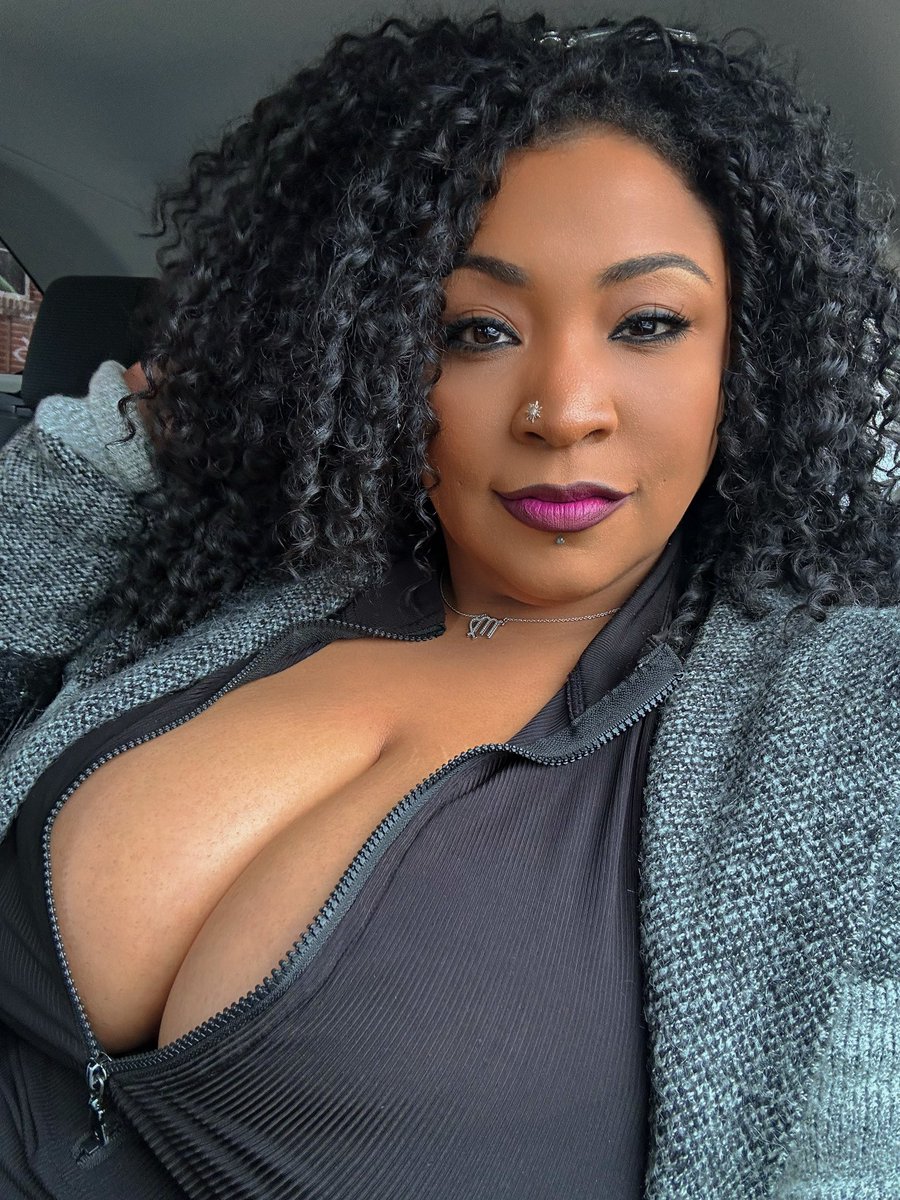 kurvykary's tweet image. Good morning. 👋🏽