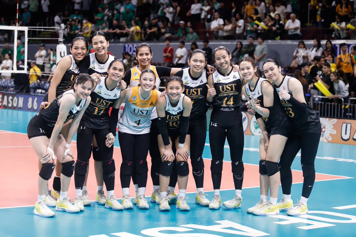 jademoyaa's tweet photo. Let’s continue to make history, UST. Eyes on the gold. 🐯💛

#GoUSTe https://t.co/z1iypx5wLq