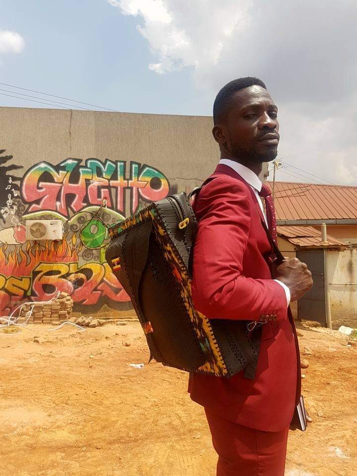 In the ghetto everyone is a superstar 👊♥💥 @HEBobiwine