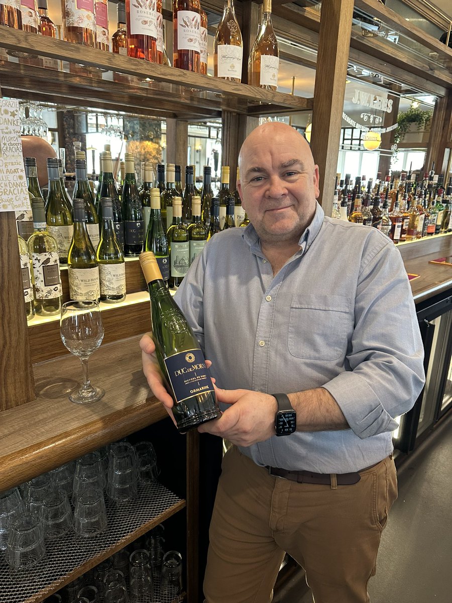 Hugh’s Wine Wednesday recommendation…. 🍾Picpoul de pinet.
Today is Wine Wednesday, buy 2 large glasses of the same wine and receive the rest of the bottle for free.
#wine #wineWednesday #lunch