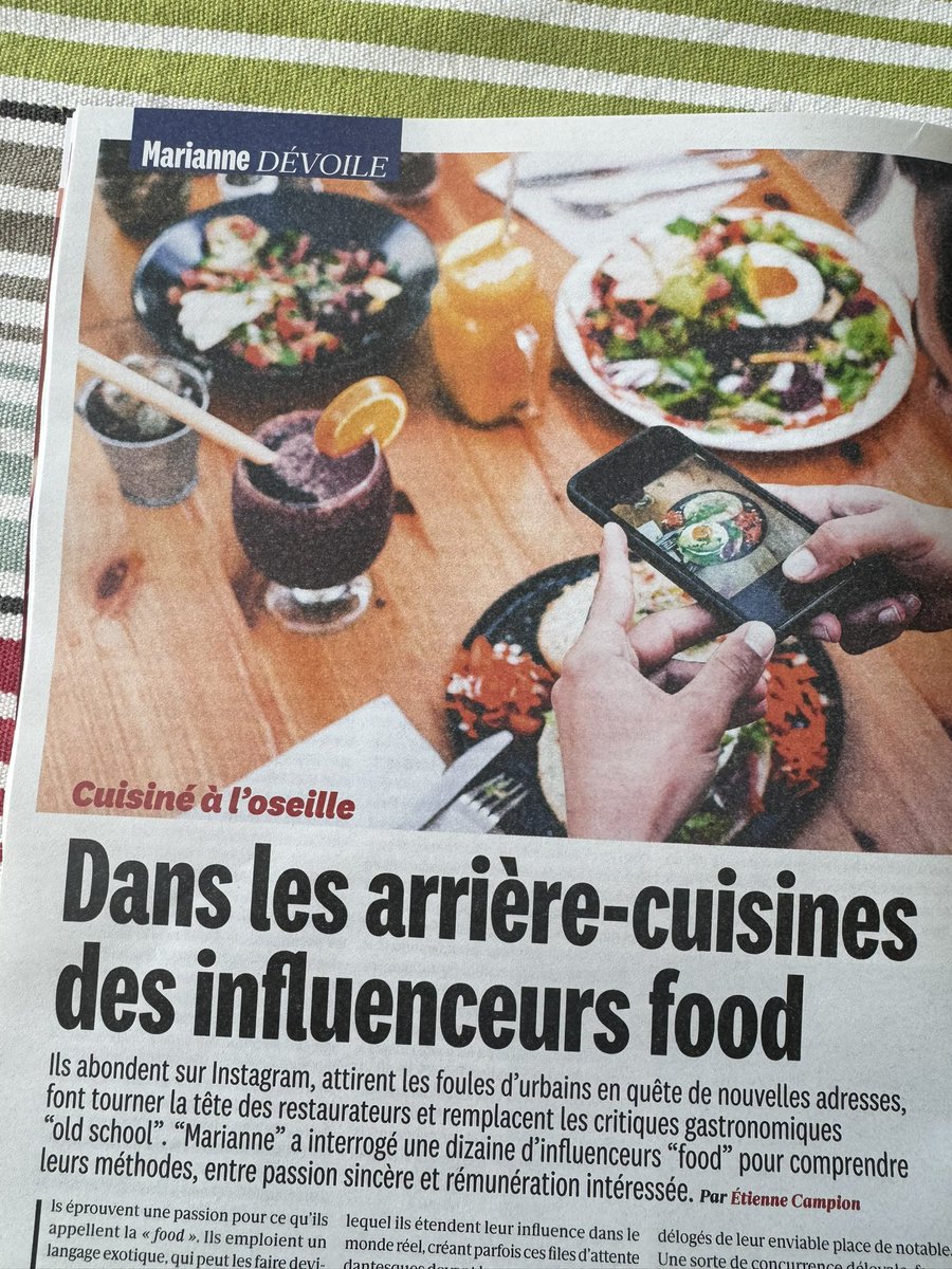 🍽️ Influenceurs Food

Ils ont délogé les critiques gastronomiques à l’ancienne qui n’ont pas su se renouveler, et qui voient en eux une sorte de concurrence déloyale. 

Pourtant, François Simon, 71 ans et 336 000 followers sur Instagram fait de la résistance en réussissant à