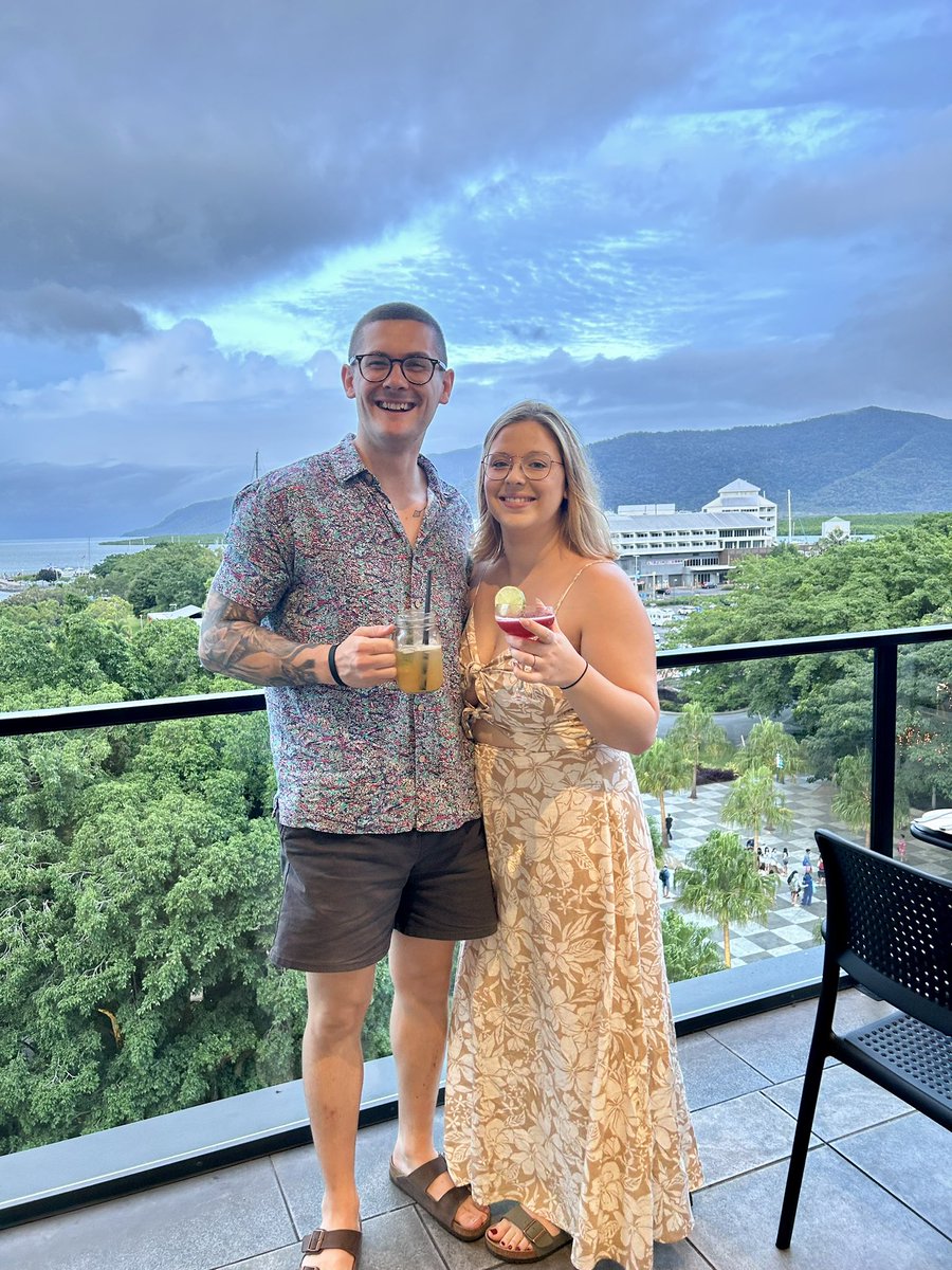 CSim93's tweet image. Australia, a special place with some special memories with my beautiful wife and children.
Is Queensland in need of a UK Paramedic..? 🙄
#paramedic #australia