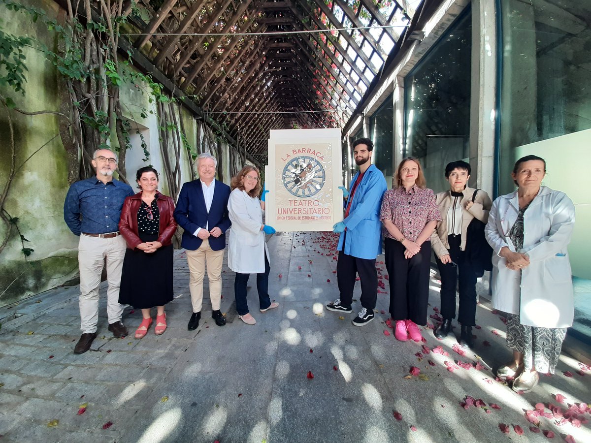 El @IAPHpatrimonio @CulturaAND ha digitalizado el cartel “La Barraca Teatro Universitario” propiedad del Centro de Investigación y Recursos de las Artes Escénicas de Andalucía del Instituto Andaluz de las Artes Escénicas y de la Música @CulturaCuenta