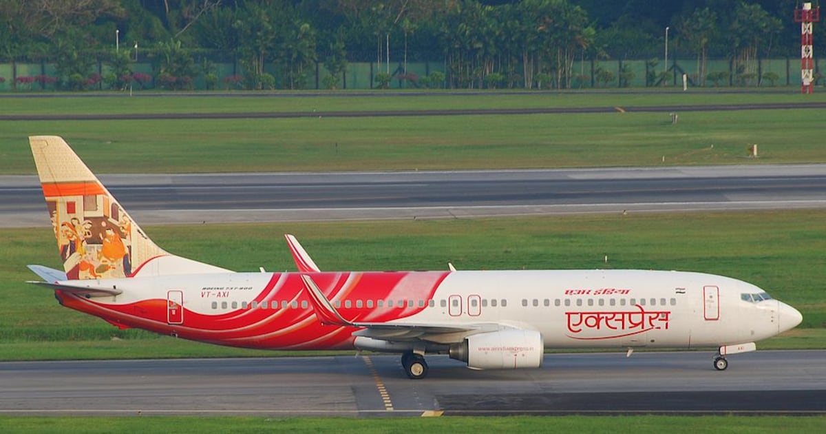 Thousands stranded as Air India Express cancels more than 70 flights dlvr.it/T6b3Vg