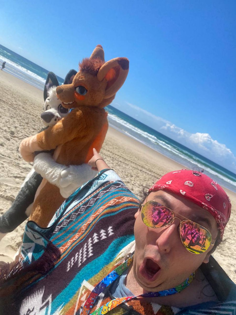 Fiddles (@fiddles_) on Twitter photo IS THAT A FOX AND A DINGO HUGGING?! NO WAY!!
๐ถ<a href="/DingusDingoAU/">Dingus โ๐ณ๏ธโ๐๐ชจ๐งฑ๐ฅ</a>
๐ฆ<a href="/_yeafern/">Fern</a>
๐ท<a href="/BunHoneycomb/">Honeycomb ๐ฏ ๐ฐ</a> IS THAT A FOX AND A DINGO HUGGING?! NO WAY!!
๐ถ<a href="/DingusDingoAU/">Dingus โ๐ณ๏ธโ๐๐ชจ๐งฑ๐ฅ</a>
๐ฆ<a href="/_yeafern/">Fern</a>
๐ท<a href="/BunHoneycomb/">Honeycomb ๐ฏ ๐ฐ</a>