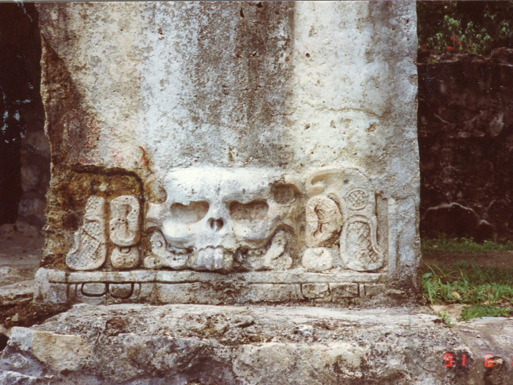 New article/Muinaiset kulttuurit -sivustolla nyt uusi artikkeli mayojen hienosta muinaisesta Palenquesta. Artikkelissa on peräti 48 kuvaa ja kuvia mm. Pakalin hautakammiosta, jonne nykyisin ei enää turistit pääse. #Palenque #Mexico #maya muinaisetkulttuurit.blogspot.com/2024/05/palenq…