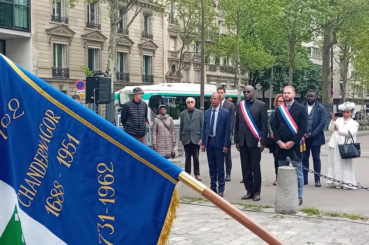 79 ans après la Victoire alliée du #8Mai 1945, je représentais @Anne_Hidalgo, Maire de @Paris, à l'hommage aux soldats des territoires d'Outre-mer morts pour la France. N'oublions jamais leur #mémoire. Merci aux Députés @ElieCalifer et @NicolasMetzdorf pour leur présence. 🇫🇷