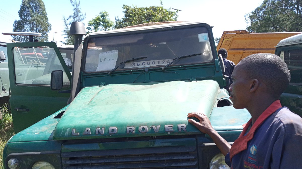 County Gov't of Bomet  Department of Public works, Disposal of boarded motorvehicles. Ukitaka kuweka bid kindly Inbox @Mutai___