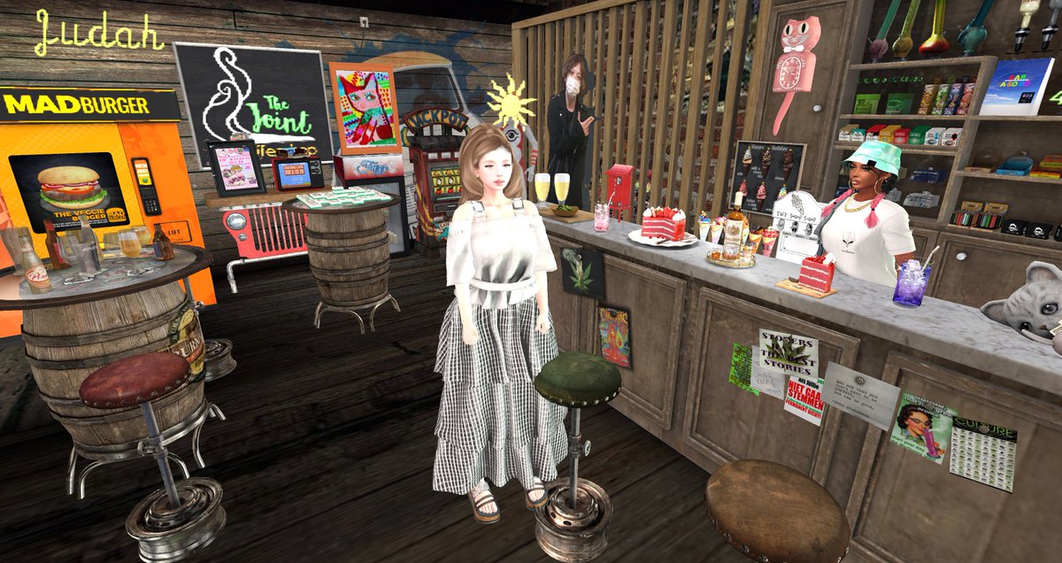 anemone Laval tweet media