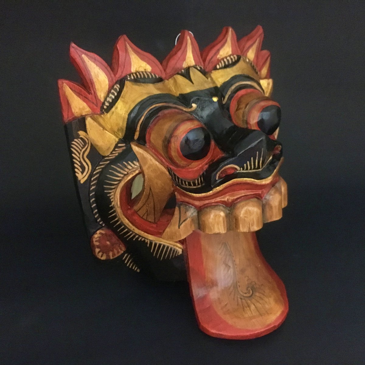 Check out Indonesia Bali Black Rangda Wooden Mask Hand Carved Wall Decor Hanging 8.5 in ebay.com/itm/2756752096… #eBay via @eBay