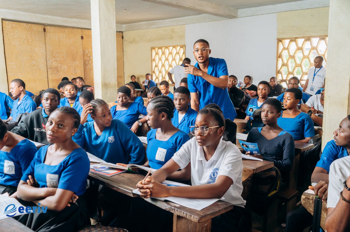 School Tour: Summerset Bilingual  Secondary School BUEA 📍

Take Every Step With Us 💙

#eeriveurope #studyinEurope #educationconsultants