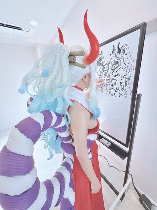 コスプレイヤーるーみのTwitter画像1