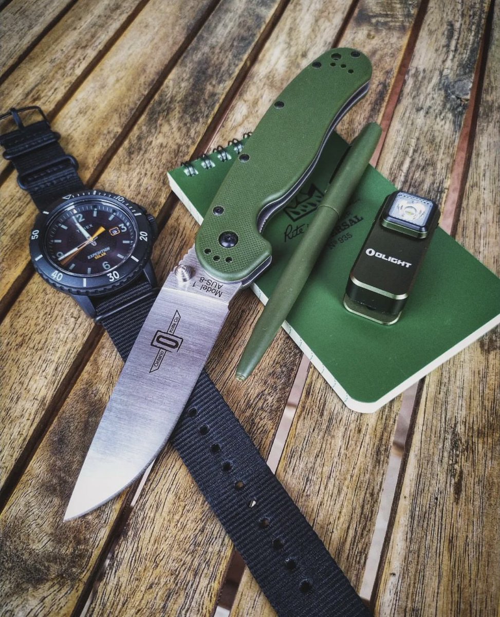 Sometimes all you need are the simple things. Tell the time, make a note, shine some light, make a cut. 👌🏽🔪 🐀 
#UpgradeYourEDC 
#ontarioknifecompany #Ontarioknives #OKC1889 #RAT1 #RATFolder