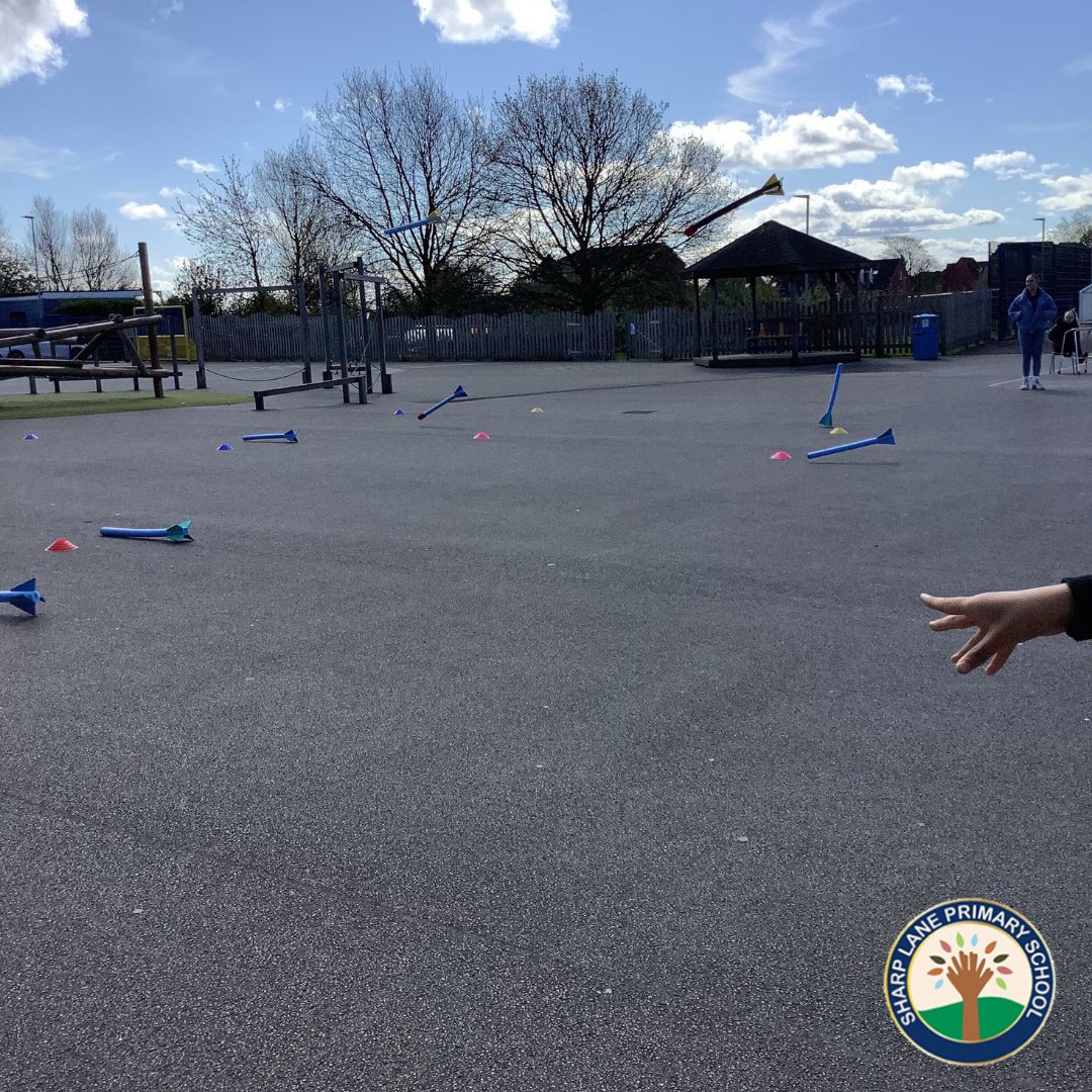 Horowitz class are enjoying their new PE topic of athletics!

We have been looking at how to correctly throw a javelin and how to measure your javelin throw. Then we enjoyed a competition to see who could throw the furthest!

#PE #primaryschool #athletics #sharplaneschool