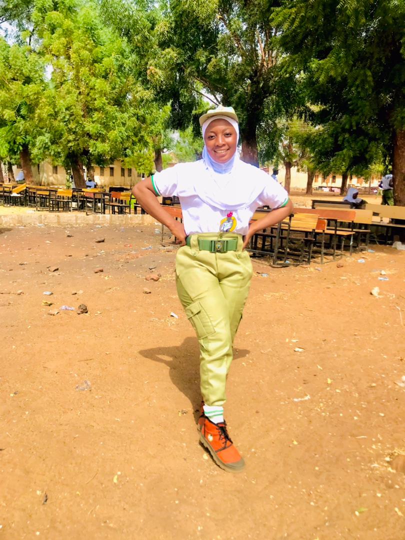 NYSC Thread!

Drop/Quote your pictures with NYSC uniform. Run it!🤝