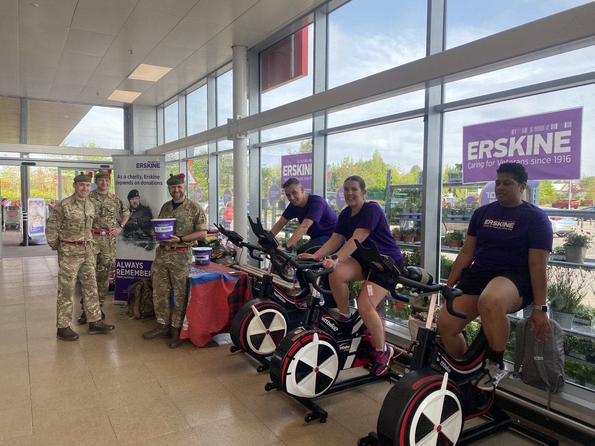 Enjoying the sunshine in Nairn today? Why not pop by Sainsbury to catch members of 3 SCOTS from Fort George, supporting Erskine on their 1,000km virtual cycle. A huge thanks to the team for their incredible efforts! 🚴‍♂️👏