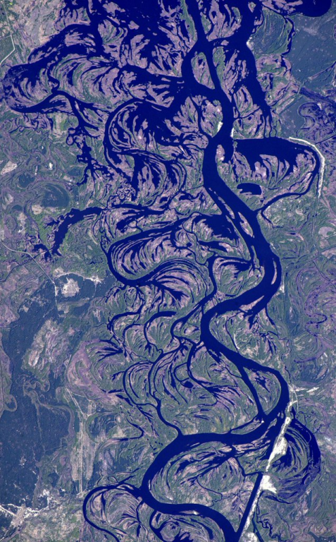 Ukraine's Pripyat River Is Like A Work of Art From Space