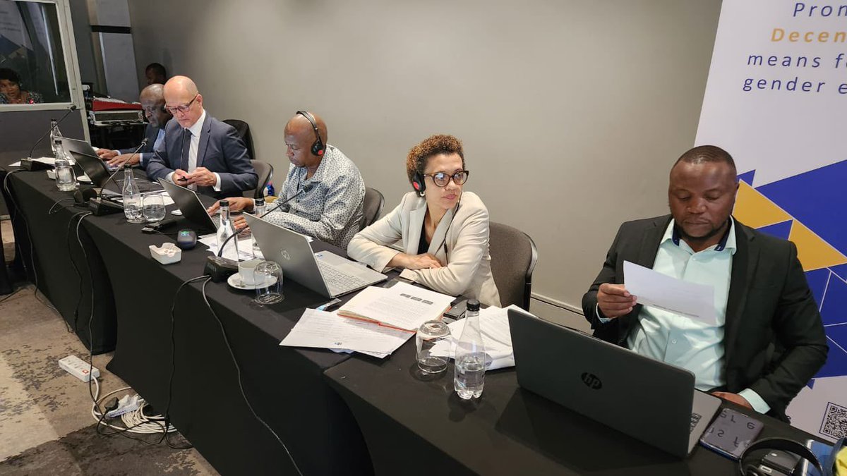 ilo_pretoria's tweet photo. Decent Work in Construction Project holds its 3rd Regional Steering Committee in Jhb, SA.
Discussing implementation progress, how project can best strengthen compliance with labour rights including OSH, labour productivity, within the three pilot countries 🇲🇿🇿🇦🇿🇼 https://t.co/OVTbpI56PL